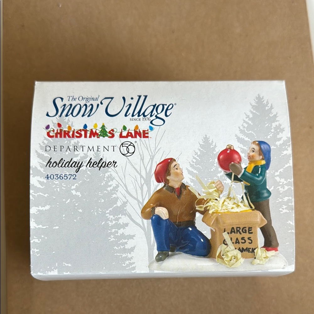 Department 56 Snow Village Holiday Helper #4036572